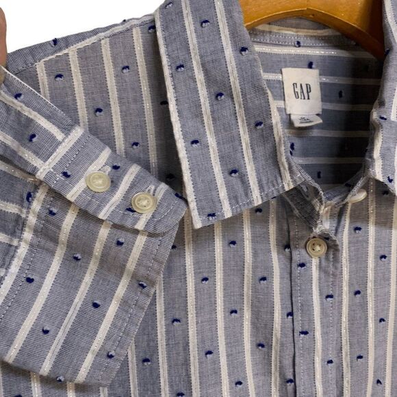 Gap Women's size Medium Tall Blue white silver striped long sleeve button up top - Picture 7 of 13